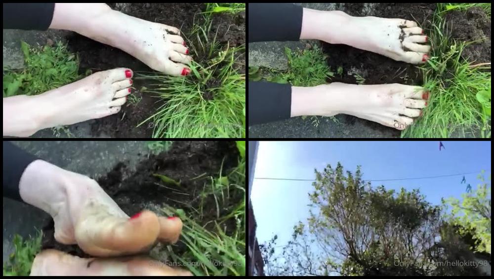 Hellokitty98 21 04 2020 249826710 Muddy Toes