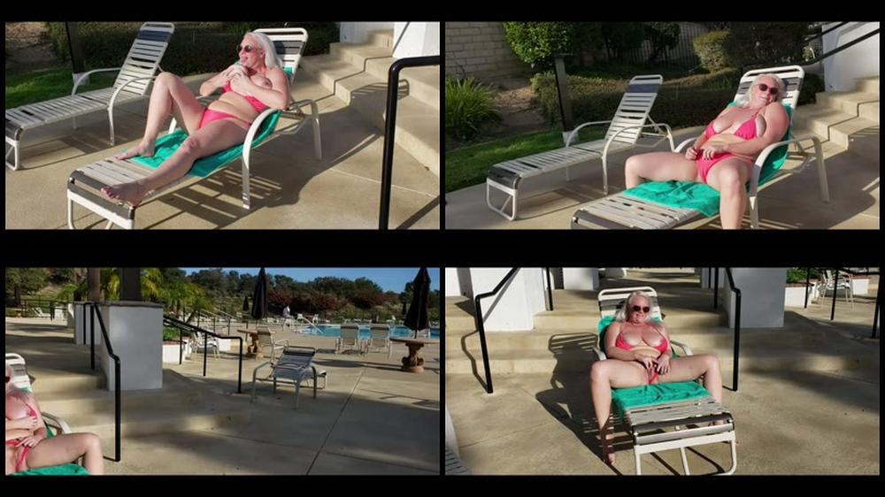 Cameron Skye Milf Squirting At The Public Pool