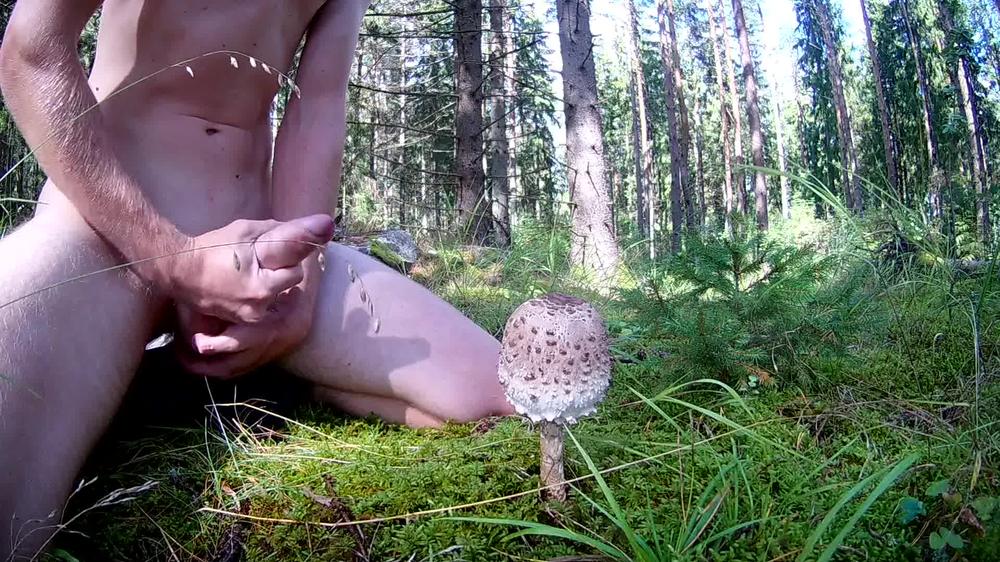 Exploring the nature #6 - Extremely massive cumshot in the woods