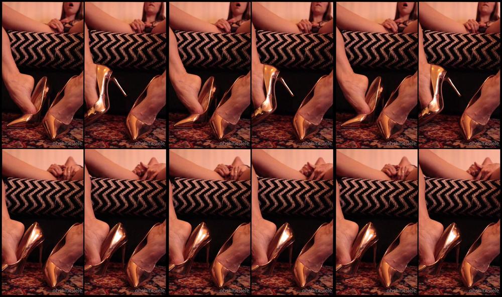 Ohshititslele 29 10 2021 2260148076 Here X27 S A Treat For You Cause You X27 Ve Been A Good Boy 3 Do You Like Heels Voil Un Peti