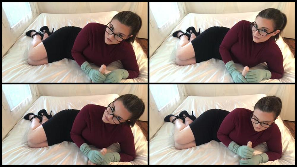 Kallmekrystal Satisfying You With My Gloved Up Hands Manyvids