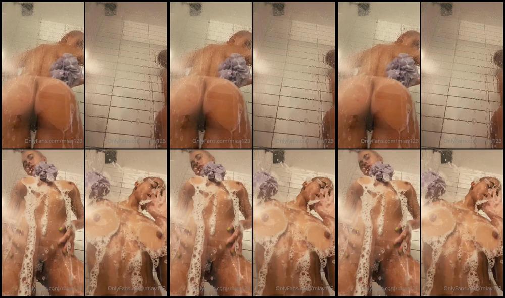 Miav123 24 10 2020 1133620667 Leave Me A Tip If You Wanna Take A Shower With Me