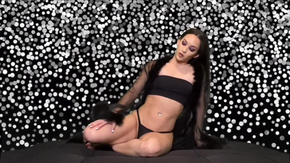 Miss Amina - Times Are Tough Cei - Manyvids