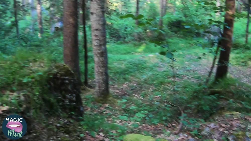 SHES WAS SO HORNY ASKING FOR A BIG COCK THAT FUCKED ME AFTER HIKING FOREST