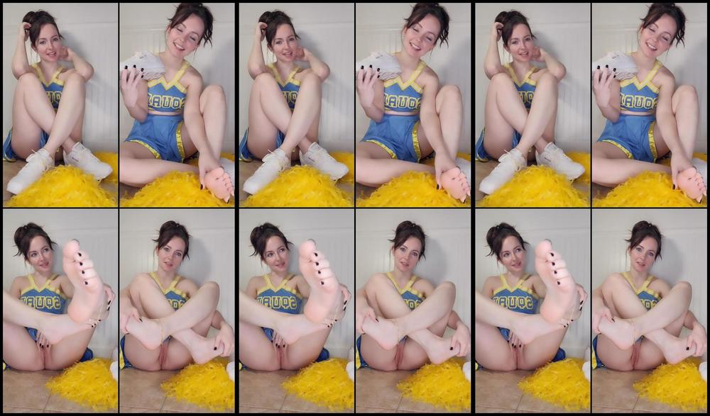 Your Nice Cheerleader Friends Feet