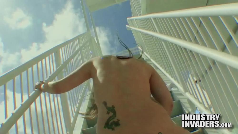 Industry Invaders - Jewish amateur Sarah Silvermann has public bbc sex on the rooftop