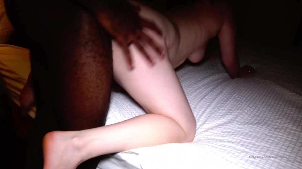 Black4Finesse_2020.09.26_965211303_You_Might_Know_This_Hotwife_In_My_Video_On_Mv_Hit_It