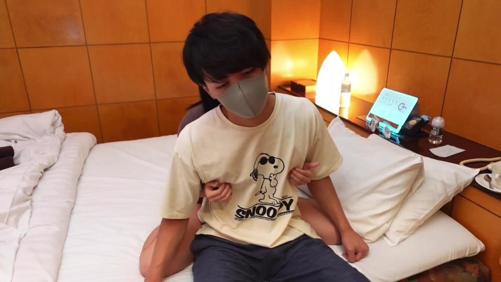 第一次前列腺射精！ 通过后庭按摩技巧寸止手冲体会到了高潮