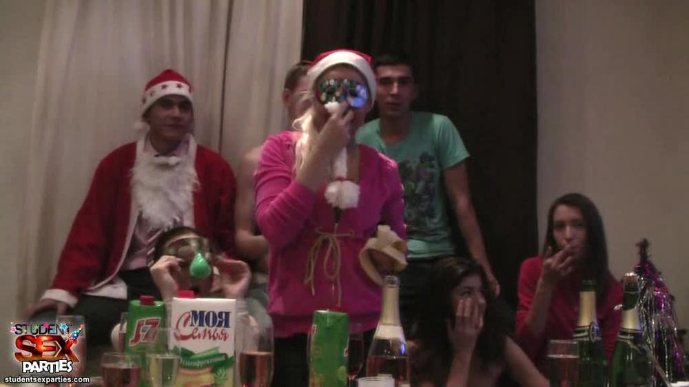 Ч Studentsexparties.Com College Christmas Party Ssp38-01