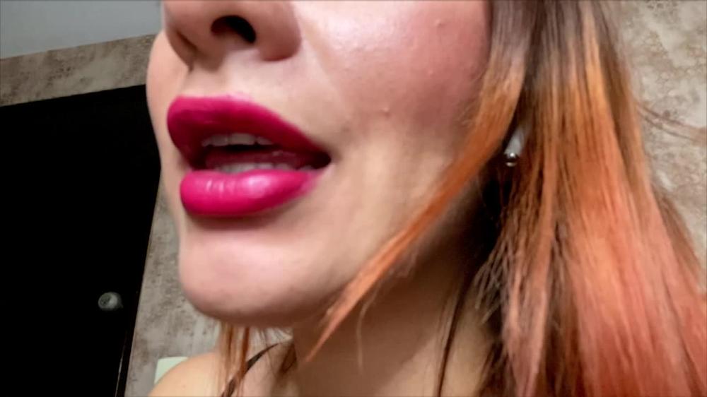 Anastaxialynn True Story My Fist Time In Public