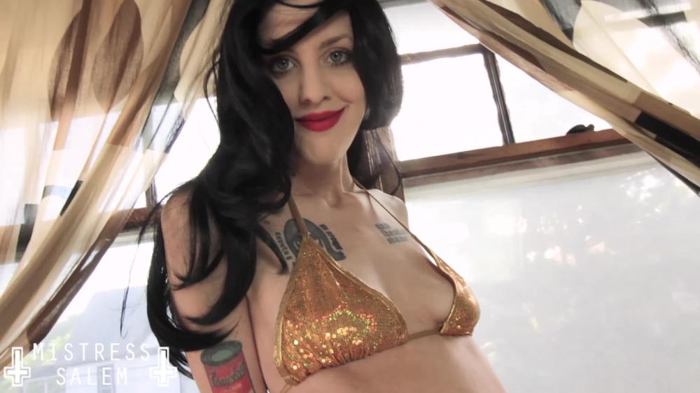 Mistress Salem Shiny Ass Addict