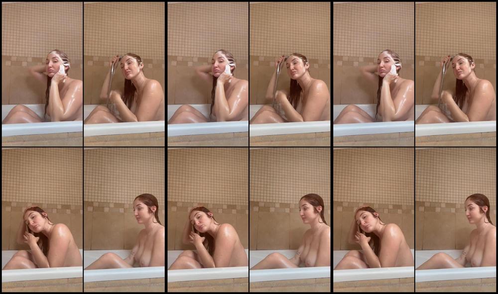 Redfoxofficial 09 04 2022 2419624852 When I Planned To Make A Video About How I Wash My Hair And Splash In The Bathroom Showin