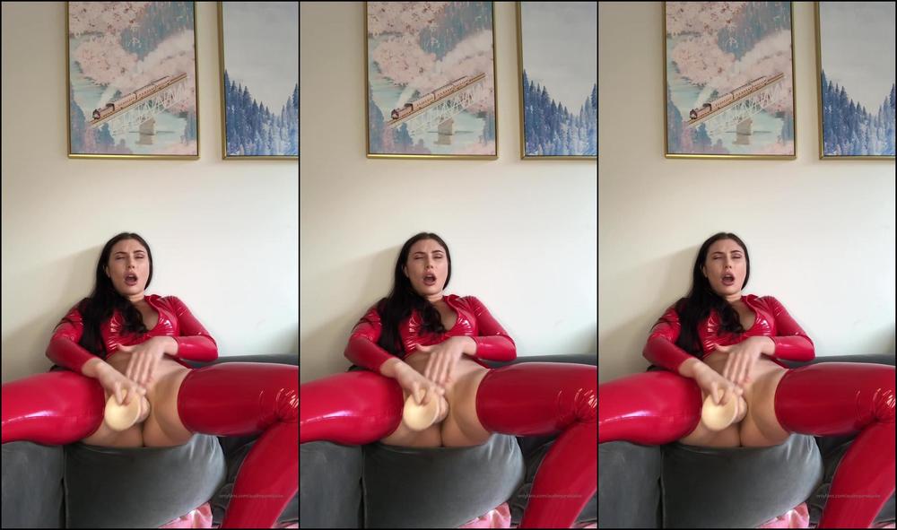 Audreyandsadie 2020 212623821 Latex Suit Fucking Pussy Hard With The Thickest