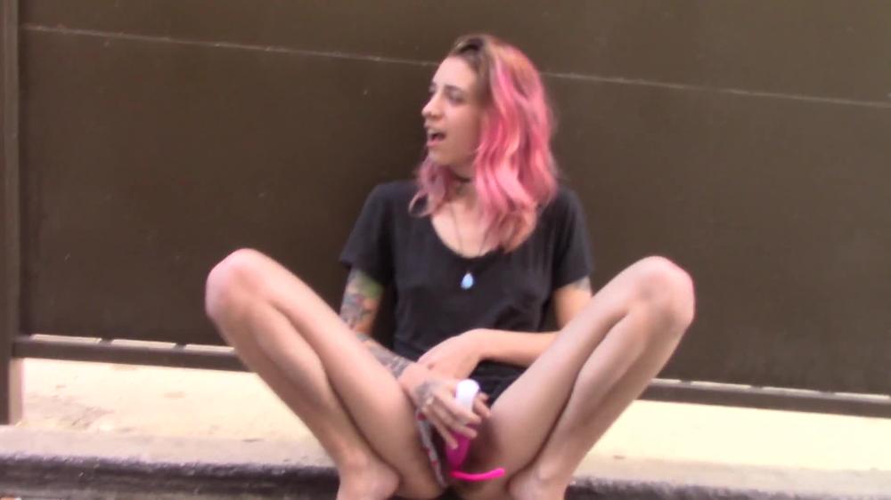 Outdoor Risky Masturbation