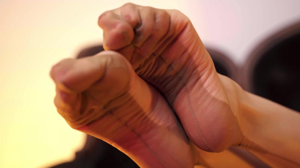 Lovely Ballet Feet In Stockings