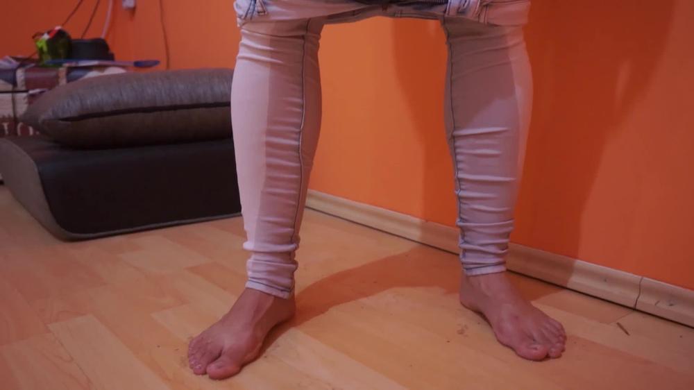 Gymbabe Robot Bitch Wife Iv Pee On Yourself Slut