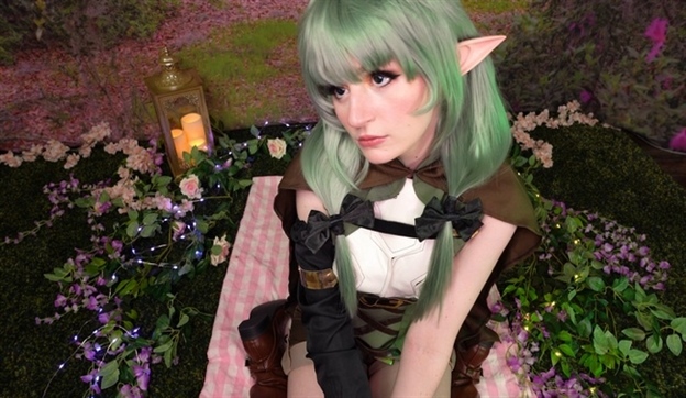 Tweetney Elf Archer Gets Pounded