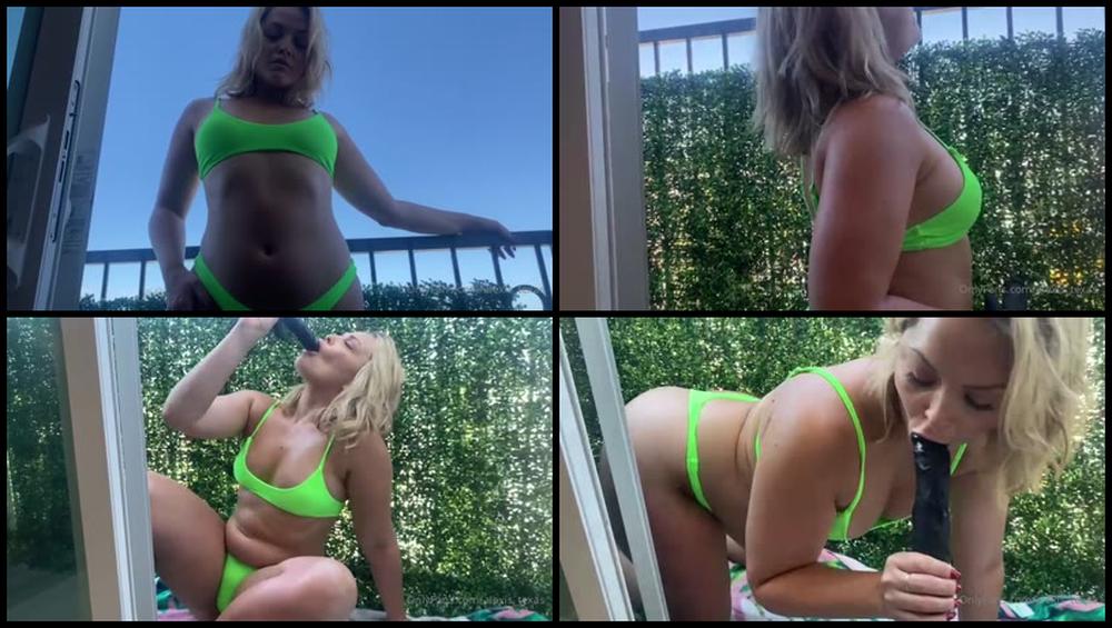 Alexis Texas 23 07 2021 2170302470 Sun Tan Pt2 A Beautiful Day On The Beach Has Me Feeling Horny So Let S Go B