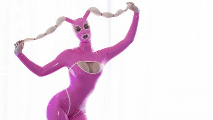 Scarlet Chase Latex Tasty Anal Treats And Fuck Machine