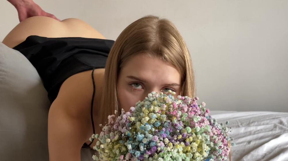 This bitch is so easy to fuck for flowers