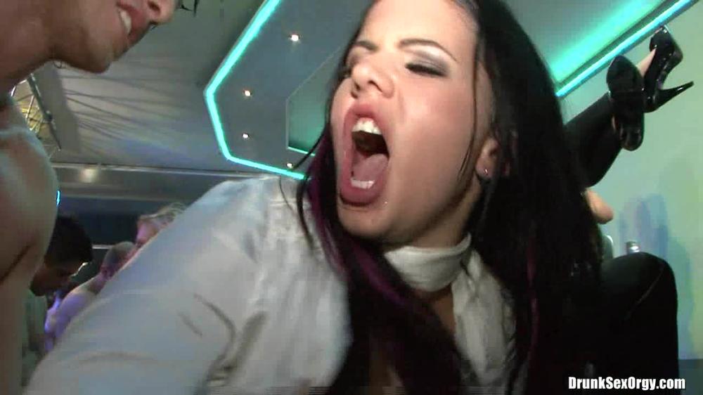 Drunksexorgy - 2009.12.11 Cam 1 720P