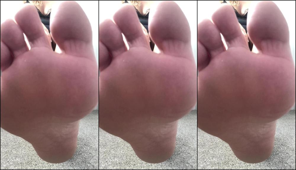 Bootyful Nylon Queen Foot Humiliation Nude Pantyhose