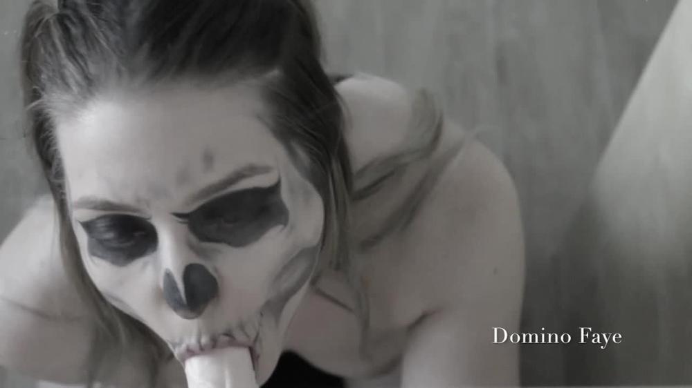 19 Domino Death