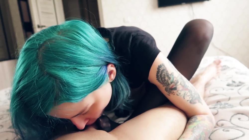 Foot Blowjob Deepthroat from a Beautiful Teen