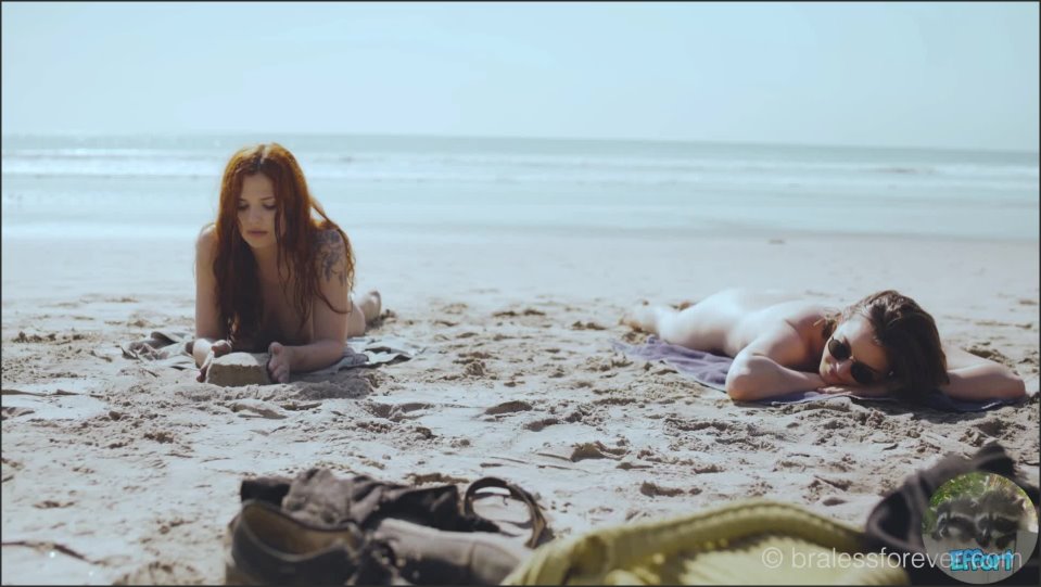 Sept 22 2021 Anny And Friend Beach Day With Anny