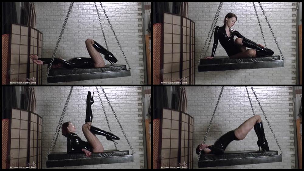 15 Latex And Chains 1080P