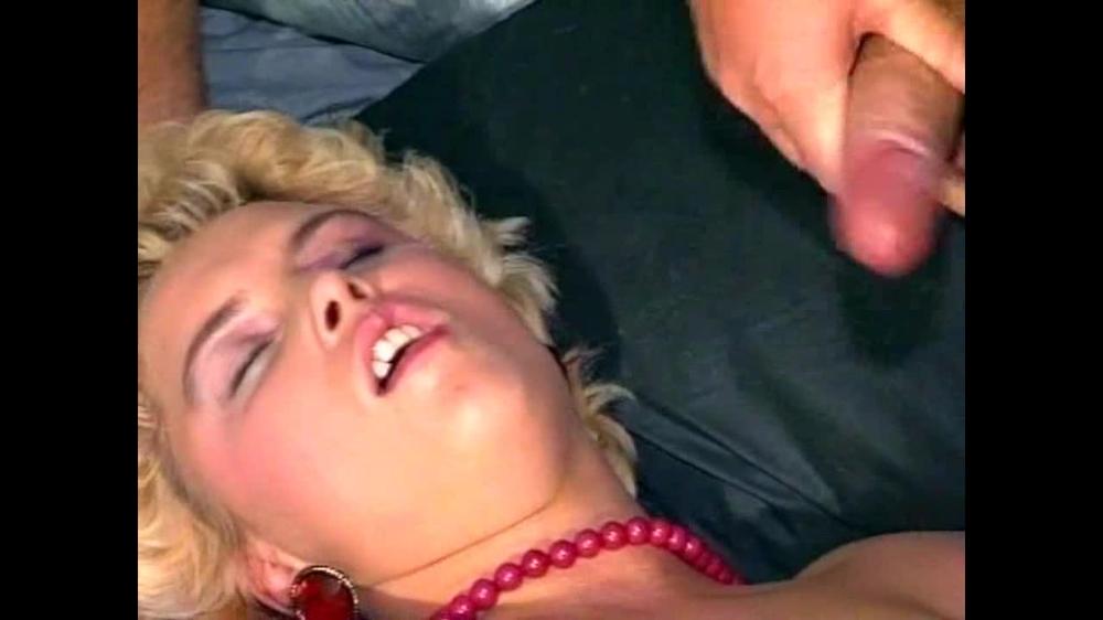 Carmen Herzog Extasen Willenlos (1995)