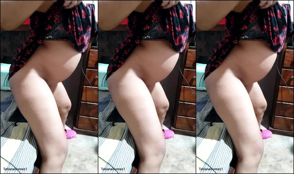 Riding my toy i really like to masturbate