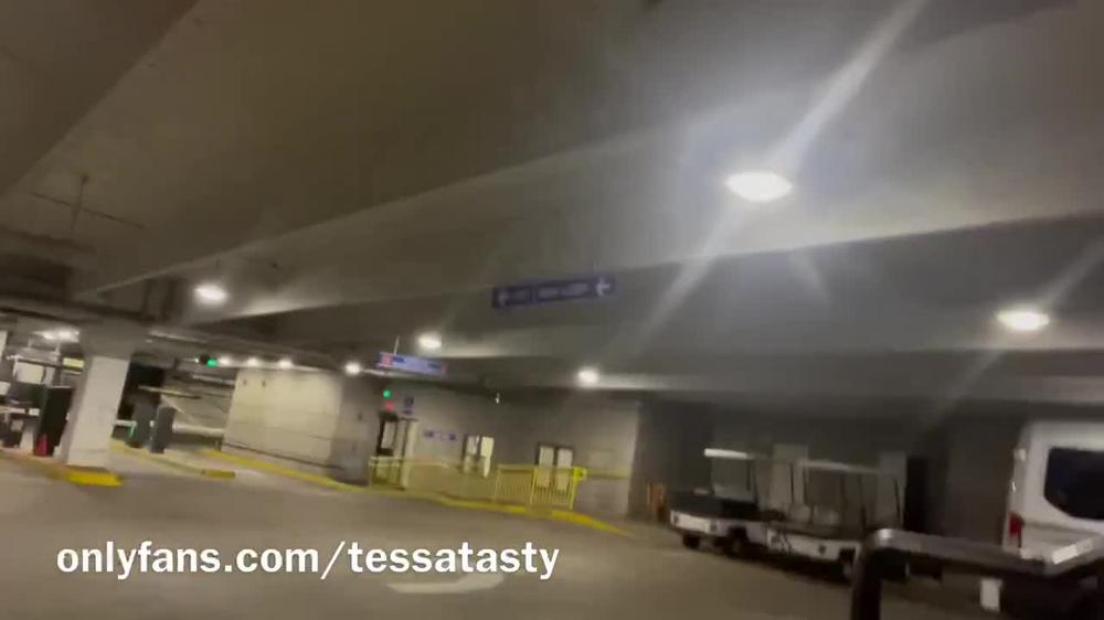 TESSA TASTY- Late Night Naked Walk through the City