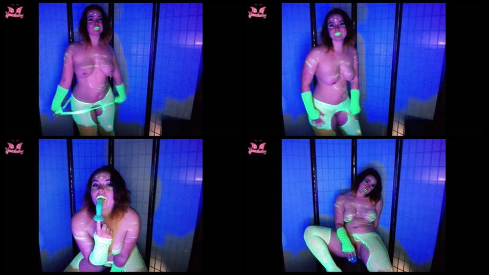 Vixenshelby   Blacklight Fun