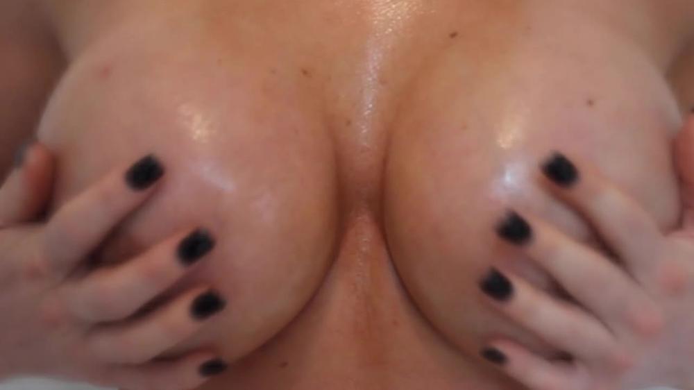 Misstiff Jerk Off To My Silicon Tits