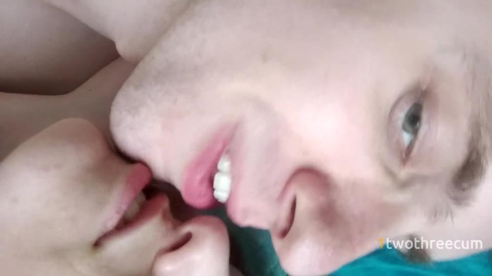 Real Amateur Sex With Creampie
