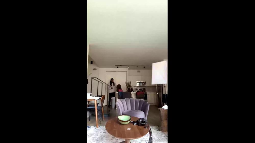 Brija-Monet-Solo_1080P