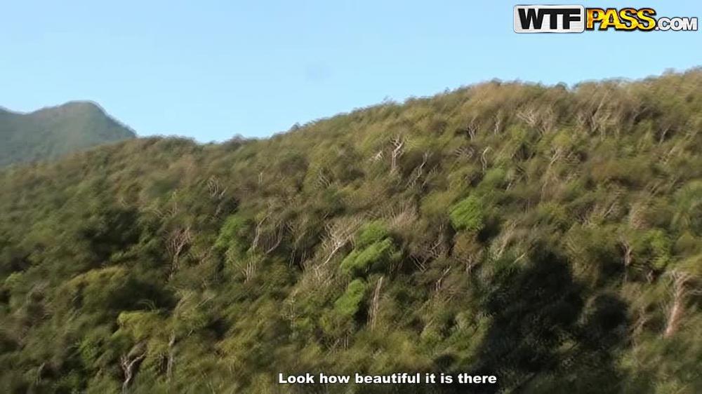 [Porntraveling] S01E05 - Sex Tour To Thailand - Anya, Slava - Beach Porno With Fuck In The Water