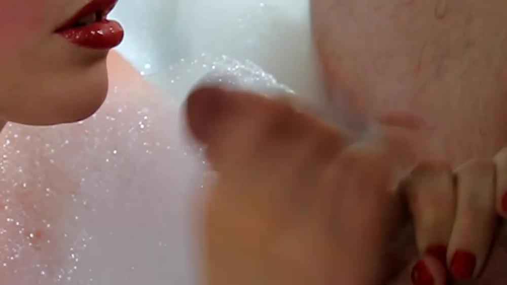 [Clips4Sale.Com]Bubblebathredlipsswallowslomo