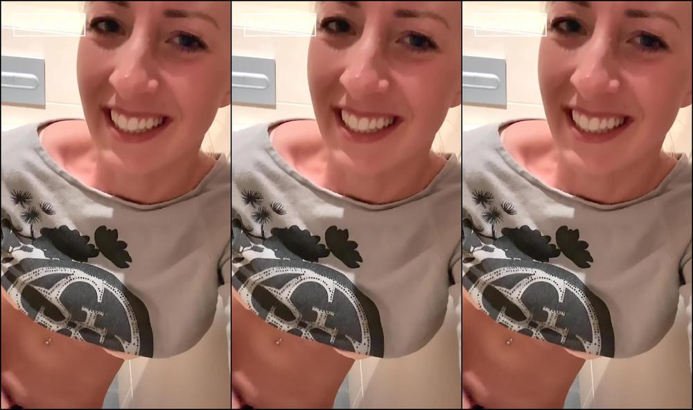 Leonie-Pur - Privates Handyvideo! Omg Wie Geil!! Im Restaurant Zum Orgasmus Gefingert 16.09.19_2160P