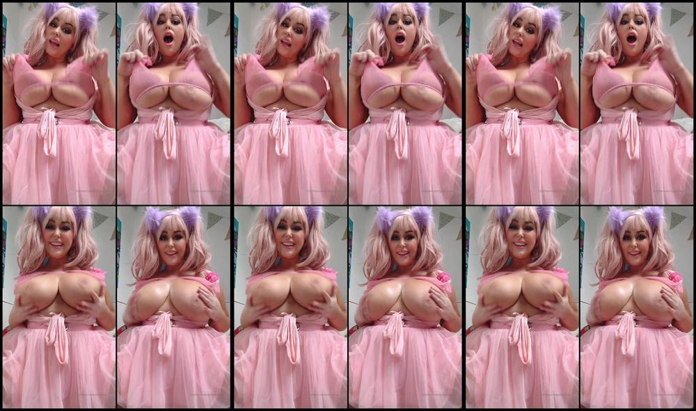 Ukbigtits 26 10 2019 75054181 Showing Off Those Huge Tits