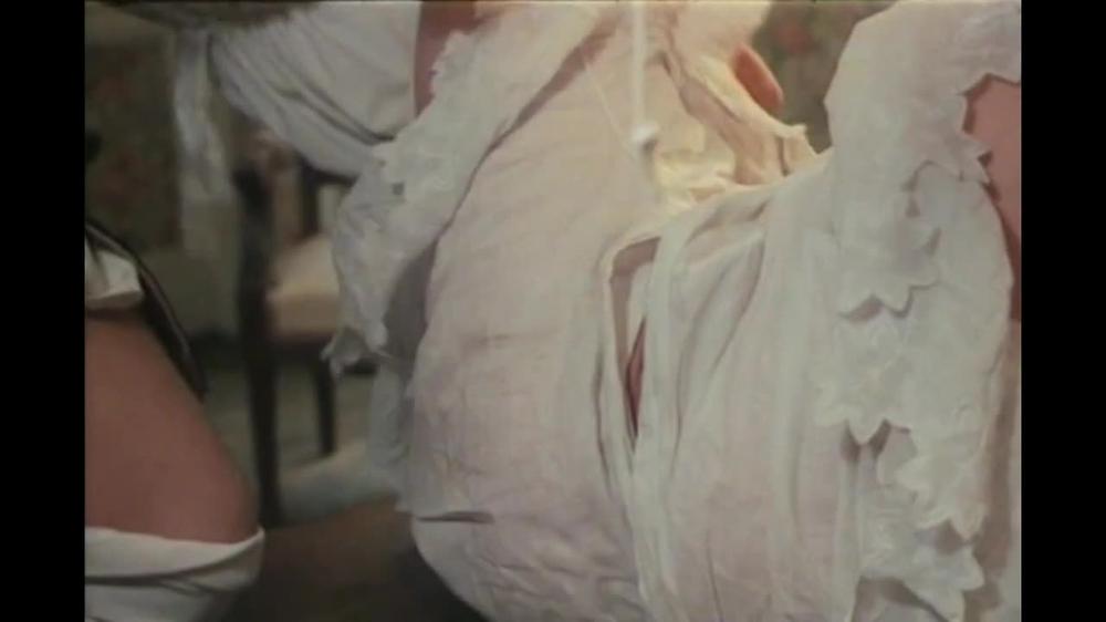 Helene Chevalier Initiation D'Une Jeune Marquise (1987) Sc3