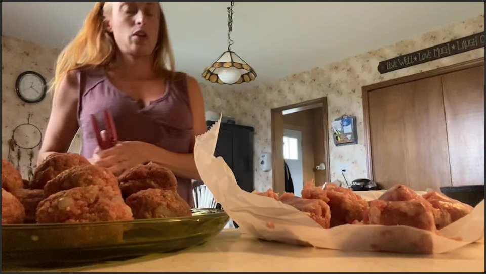 Queenmothersoles Cooking In Kitchen Asmr