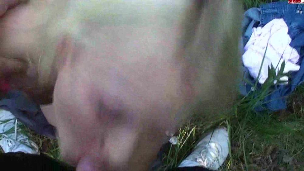 Blondehexe - Hobbyhure Ohne Gummi Gefickt Und Gecreampied = Schwanger