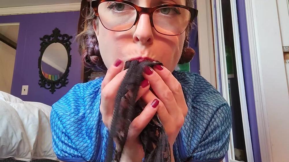 Space NERD Eats Her Panties