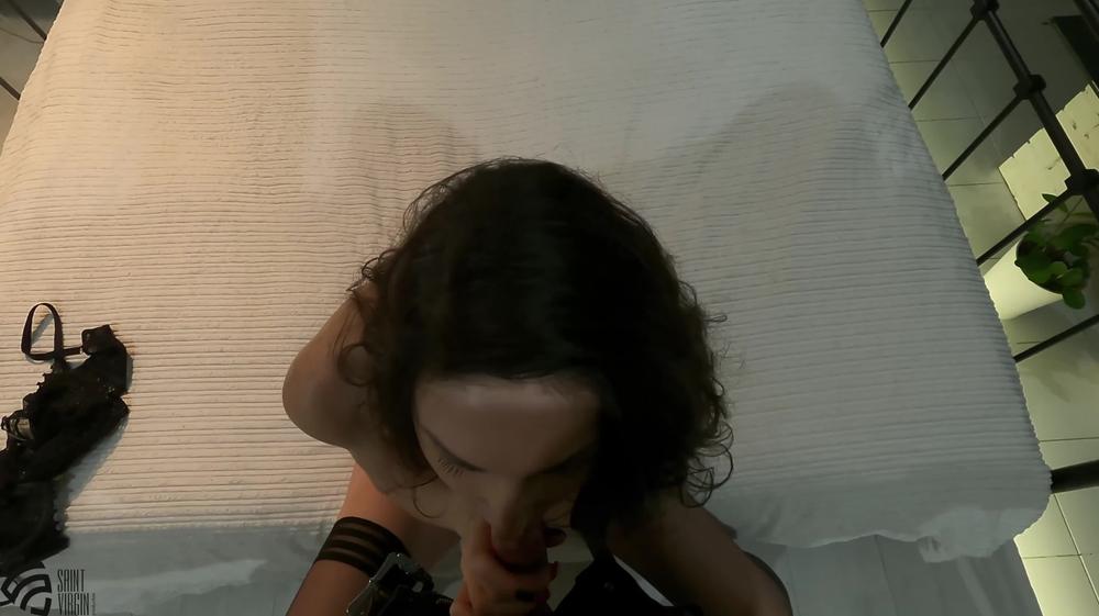 Fucked a prostitute without a condom and finished in her pussy