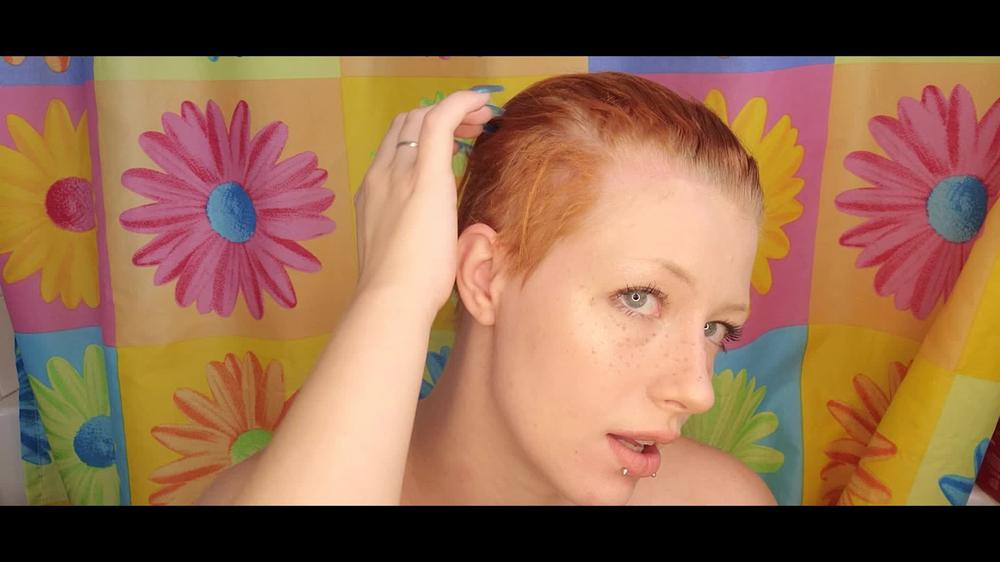 Anya Ivanovna Wig Removal And Short Hair Worship
