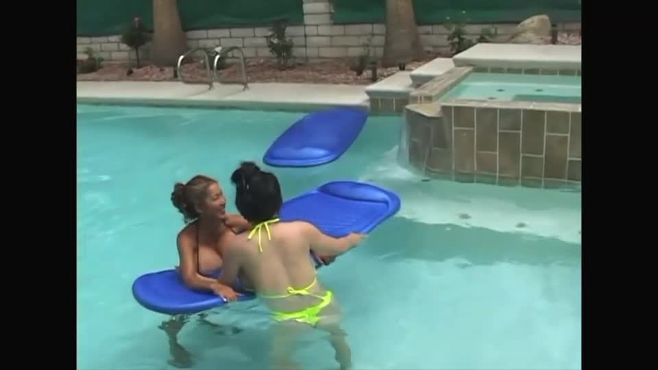 Minka And The Poolboys