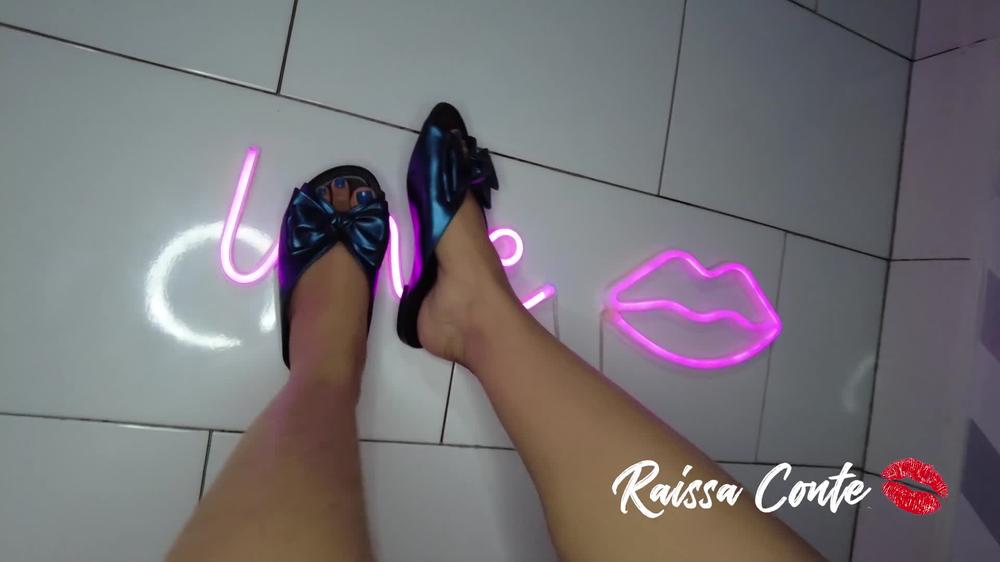 Beautiful feet in flat sandals making the dick come. Cum on the soles footjob