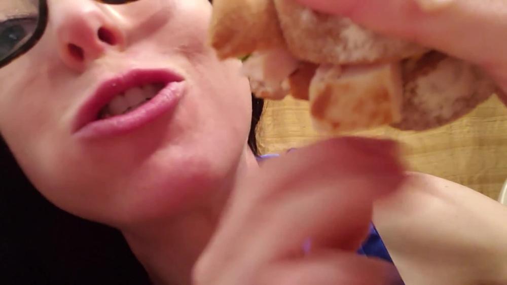 Eating Tommy Turkey In My Sandwich